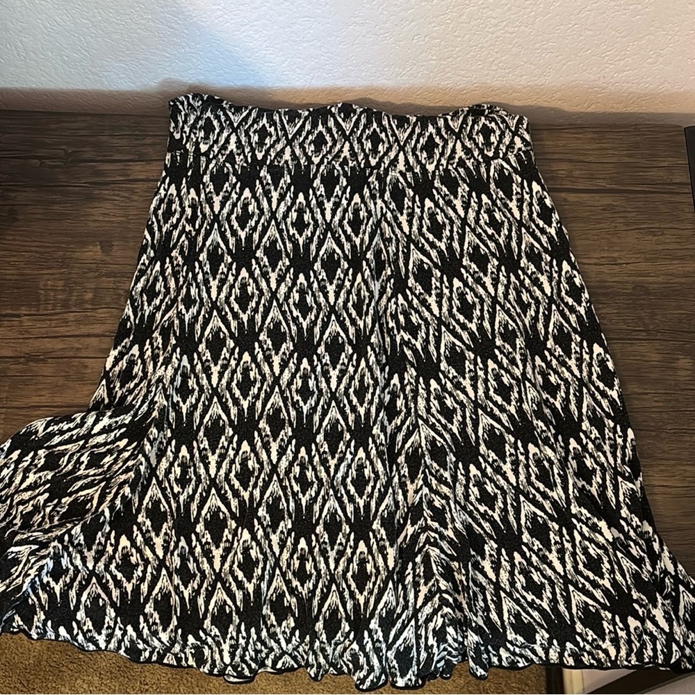 skirt size small